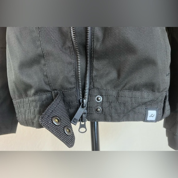 Ride ACT snowboard jacket - Picture 11 of 16